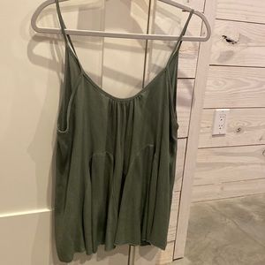SUPER CUTE GREEN TANK!
